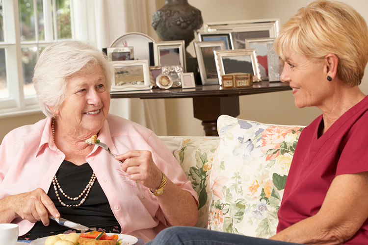 cosa fare se la badante ruba